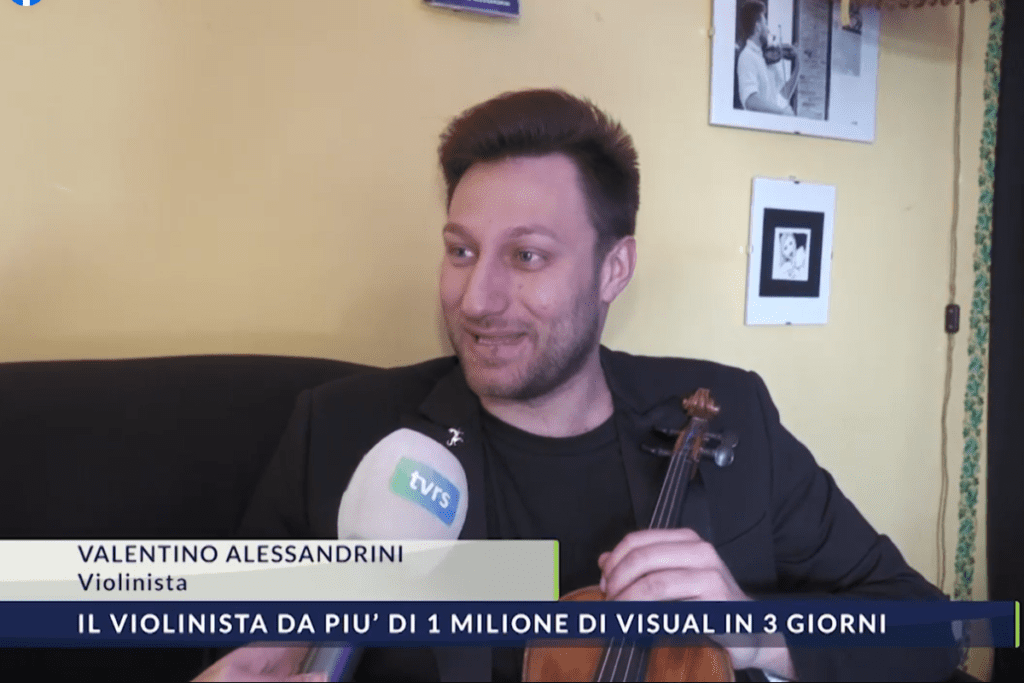 Valentino Alessandrini suona al violino Due Vite di Marco Mengoni